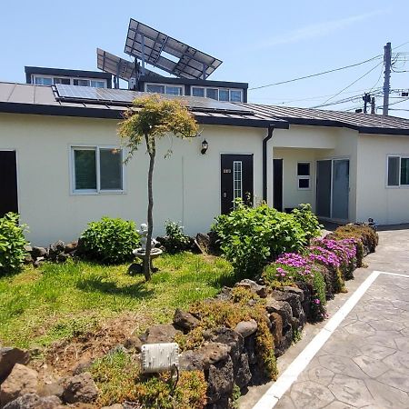 Hanihaus Sinchon-Ri Jeju Exterior foto
