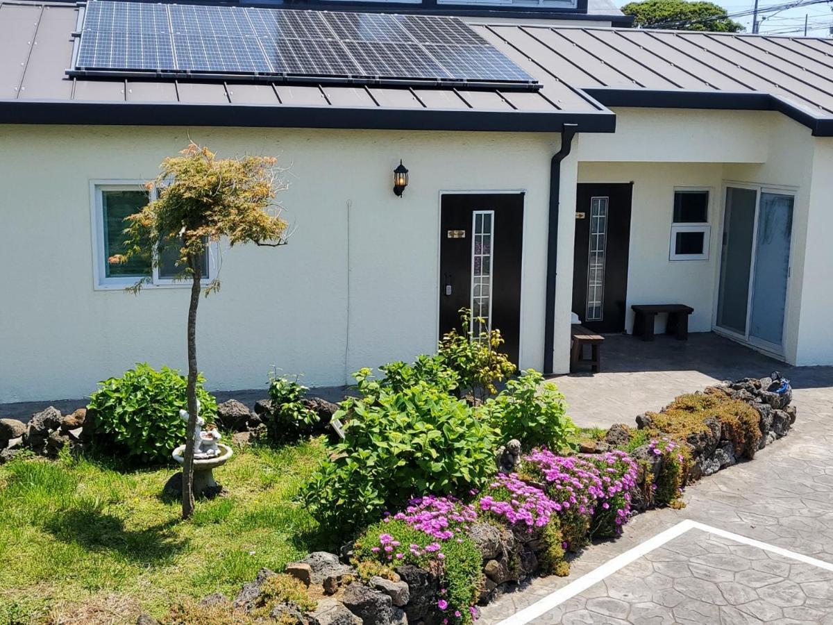 Hanihaus Sinchon-Ri Jeju Exterior foto
